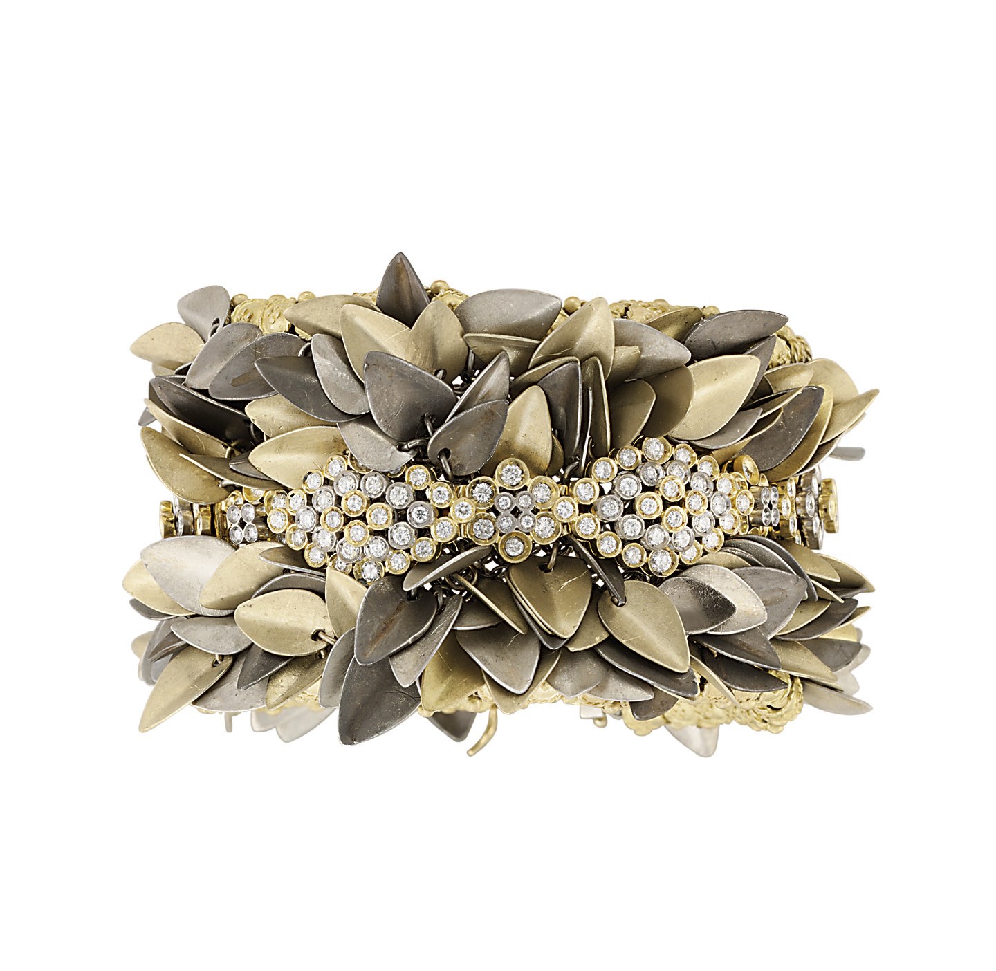 SALOMÉ
A FASCINATING DIAMOND BANGLE, BY VICENTE GRACIA