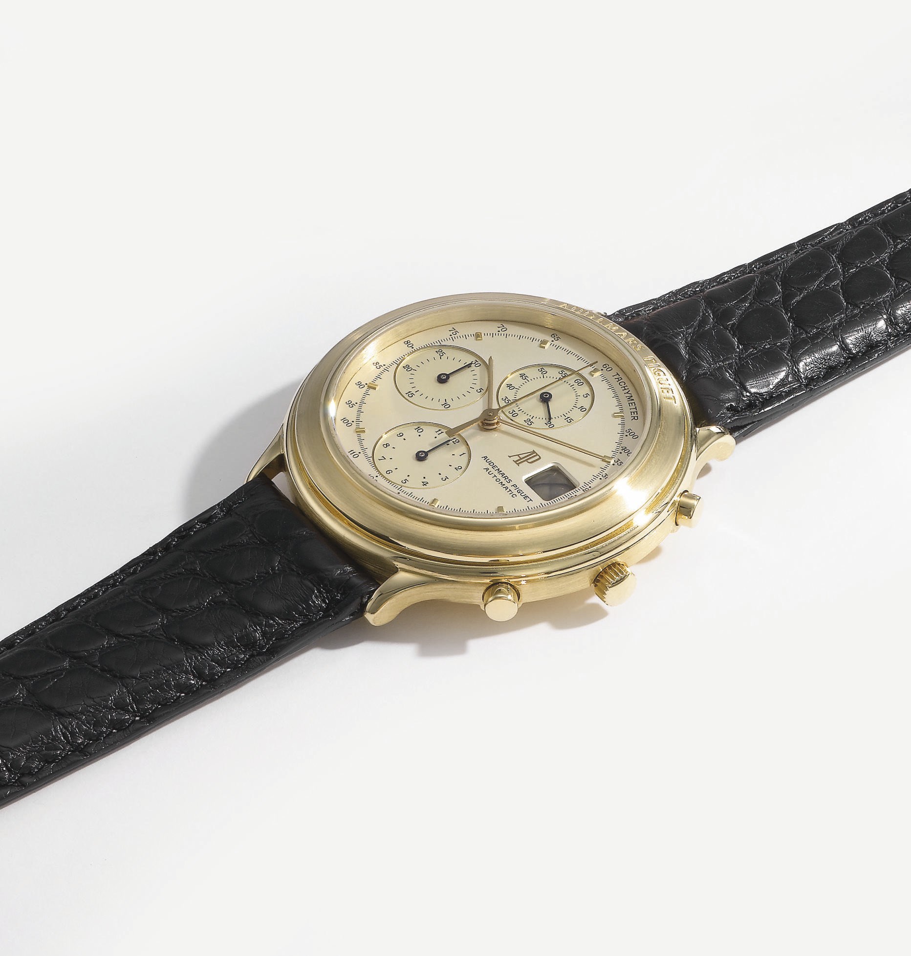 Audemars Piguet. An 18K gold self-winding chronograph wristwatch with date