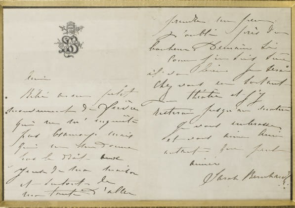 BERNHARDT, Sarah. 5 lettres autographes signées adressées à Gustave Doré. S.l: 1876. 10 pp. in-12. Encre sur papier à lettres à son chiffre. (L'une avec d'infimes rousseurs, l'encre d'une autre est légèrement insolée.)