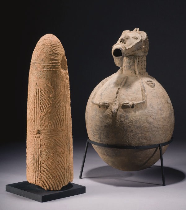 DEUX RECIPIENTS EN TERRE CUITE