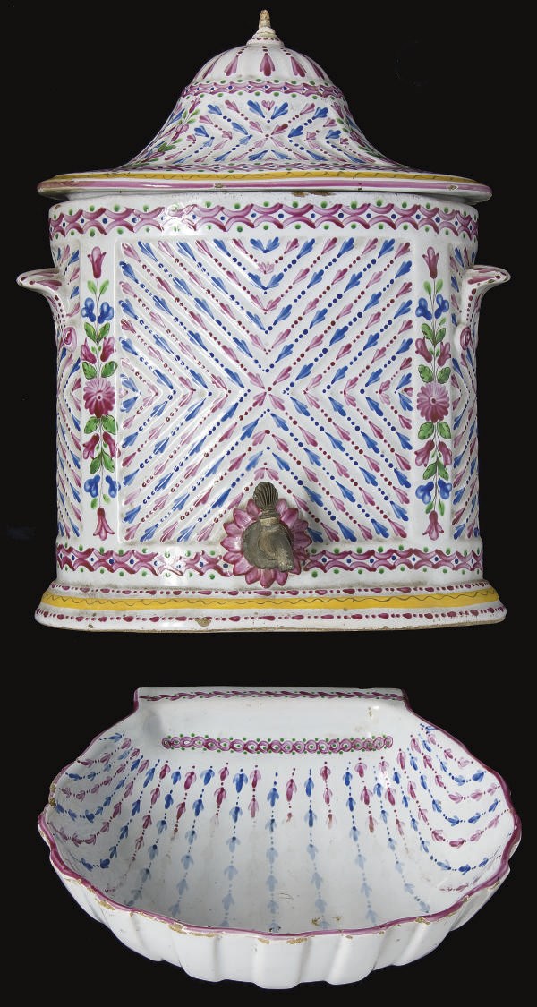 FONTAINE, SON COUVERCLE ET SON BASSIN EN FAIENCE FRANCAISE DE LA FIN DU XVIIIEME-DEBUT DU XIXEME SIECLE, PEUT-ETRE LES ISLETTES