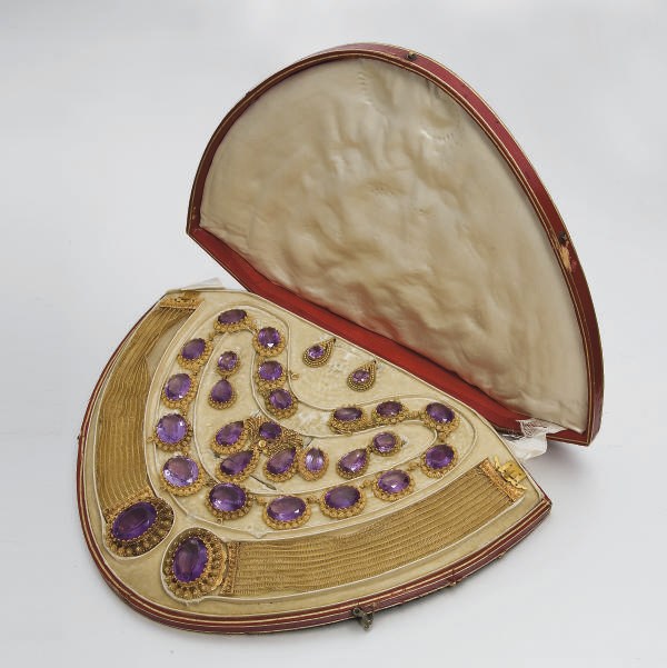 PARURE CARAMAN CHIMAY