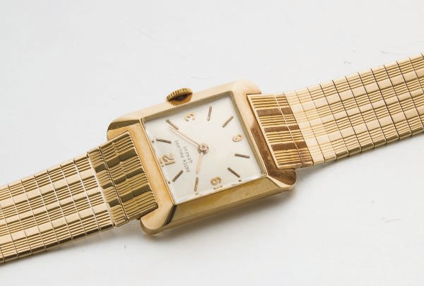 MONTRE BRACELET DE DAME EN OR, PAR PATEK PHILIPPE