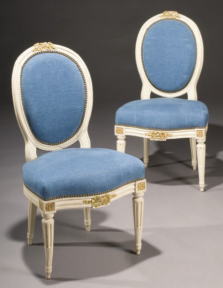 PAIRE DE CHAISES CABRIOLET D'EPOQUE LOUIS XVI