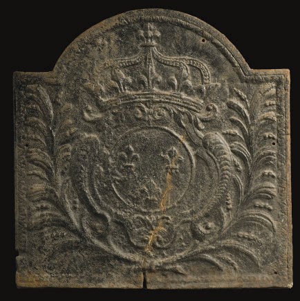 PLAQUE DE CHEMINEE DU XVIIIEME SIECLE