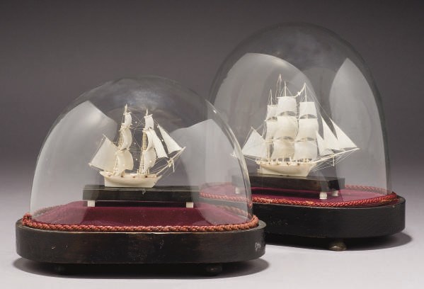 DEUX MAQUETTES DE BATEAUX