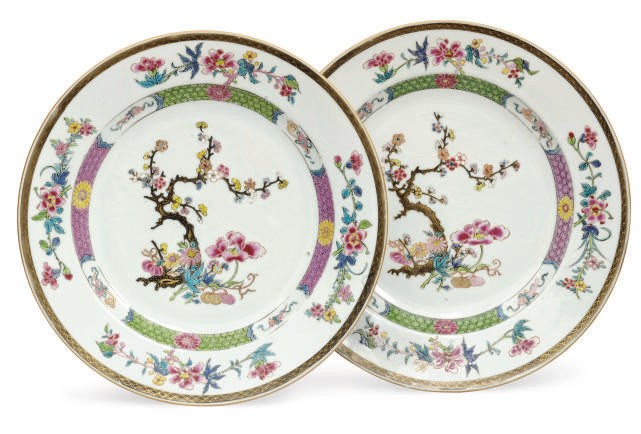 A Pair of Chinese famille rose export dishes