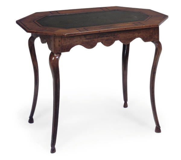 A SOUTH EUROPEAN WALNUT, BURR AND EBONISED OCCASIONAL TABLE