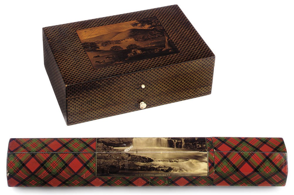 A SCOTTISH MAUCHLINE WARE BOX