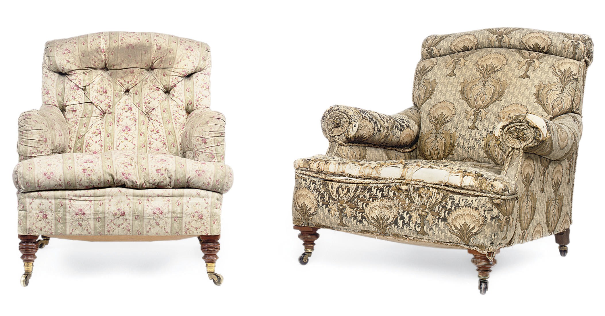 A VICTORIAN HOWARD WALNUT EASY ARMCHAIR