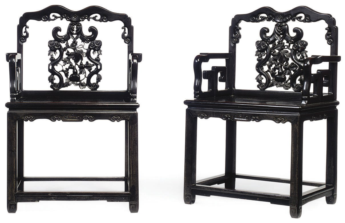 A PAIR OF CHINESE HARDWOOD ARMCHAIRS, PROBABLY HUANG-HUALI