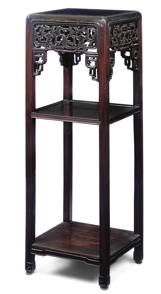 A CHINESE HARDWOOD JARDINIERE STAND, PROBABLY HUANG-HUALI