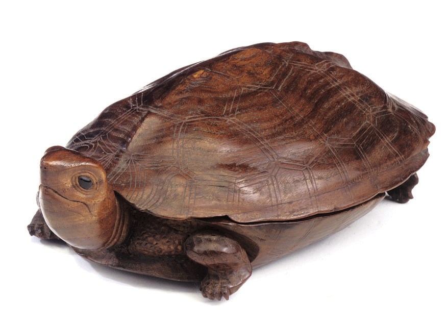 A WOOD INKSTONE BOX IN THE FORM OF A TORTOISE