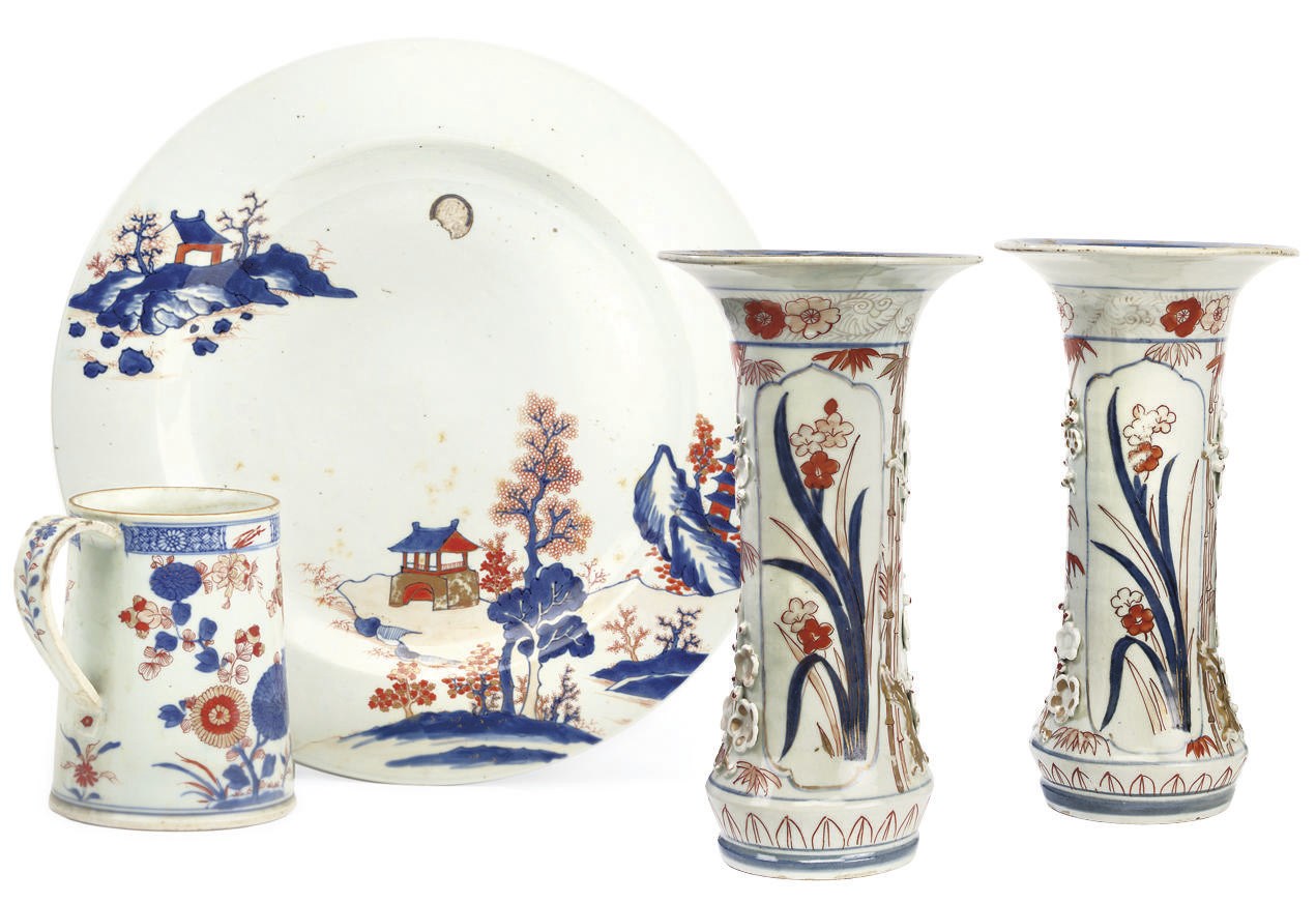A PAIR OF JAPANESE IMARI TRUMPET VASES