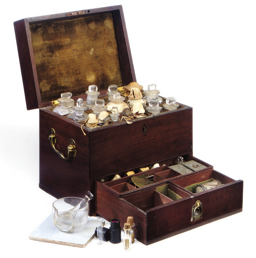 A REGENCY MAHOGANY AND BRASS PHARMACIST'S BOX WITH BOTTLES
