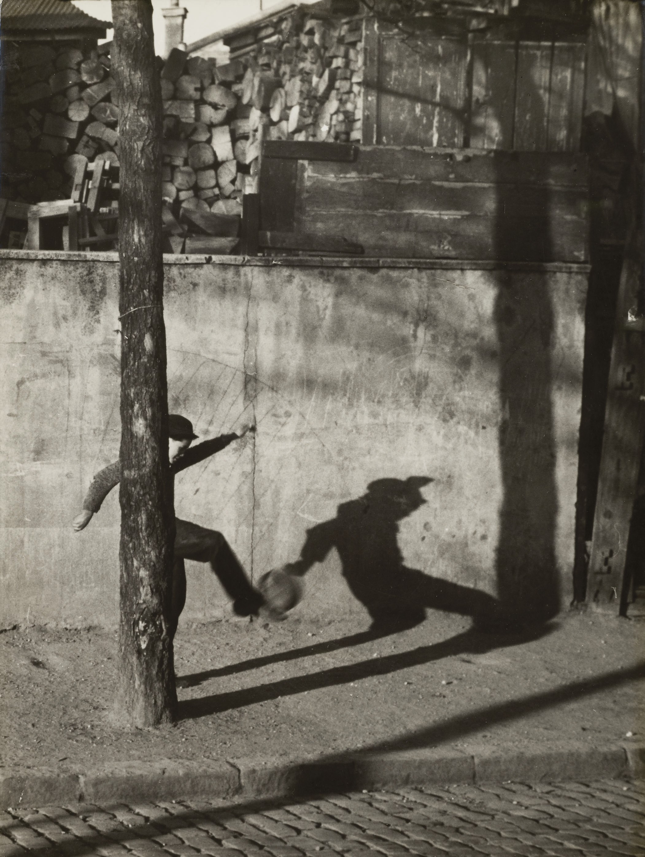 ANDRÉ KERTÉSZ (1894-1985)