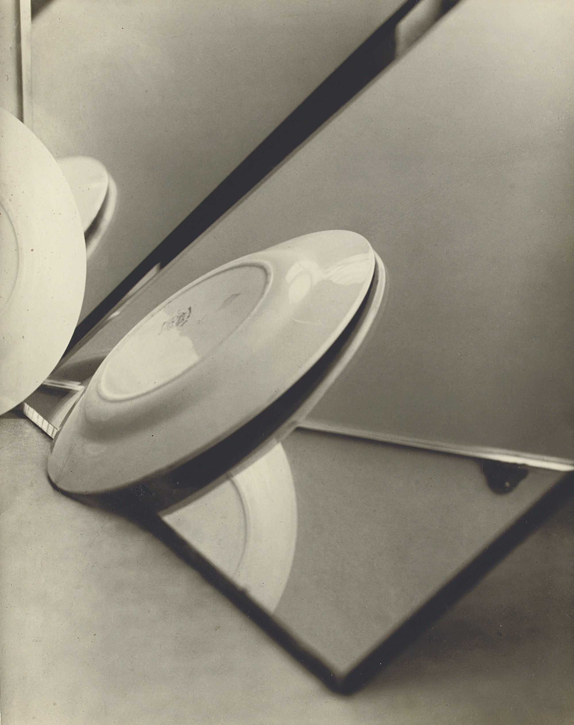 FLORENCE HENRI (1893-1982)