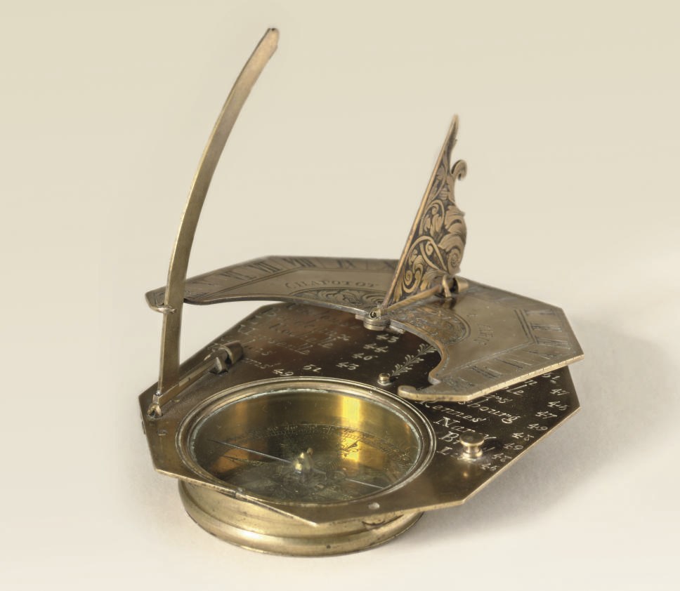 A gilt-brass French inclining dial