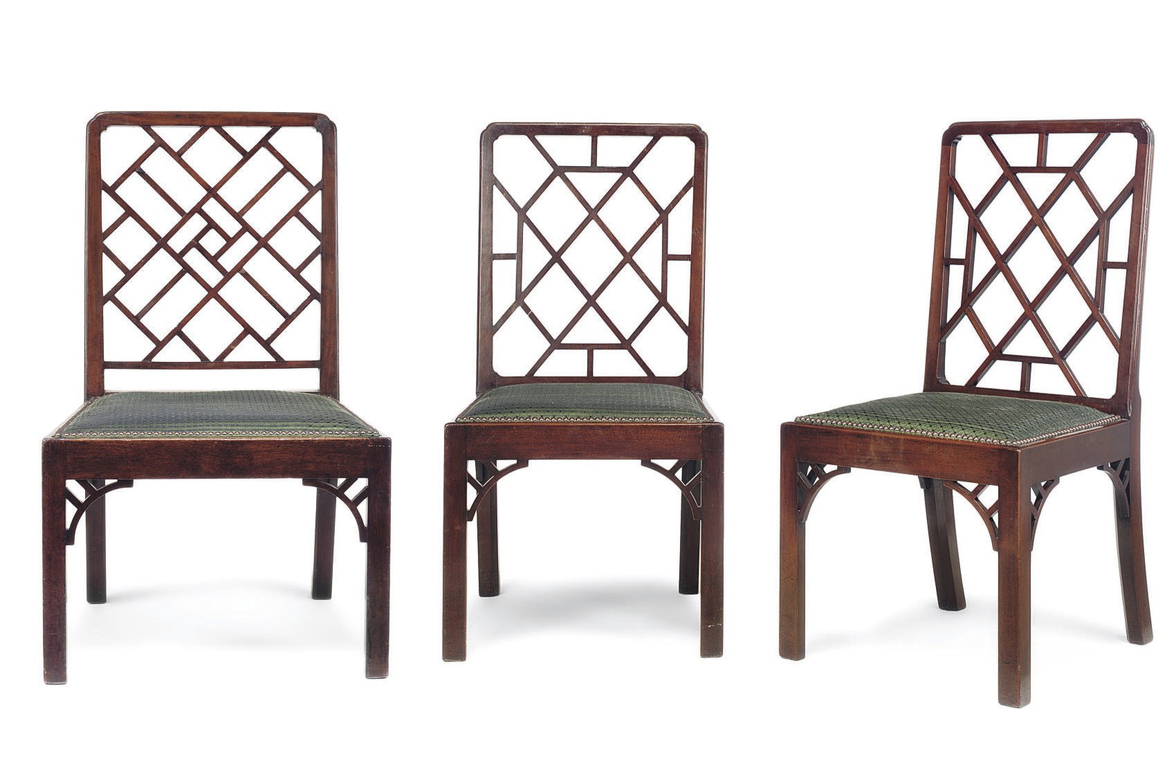 A GEORGE III MAHOGANY SIDE CHAIR