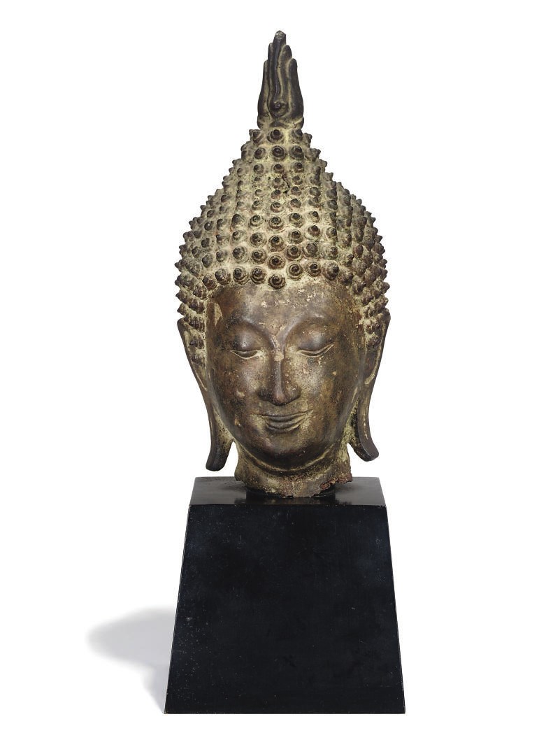 A THAI BRONZE BUDDHA HEAD