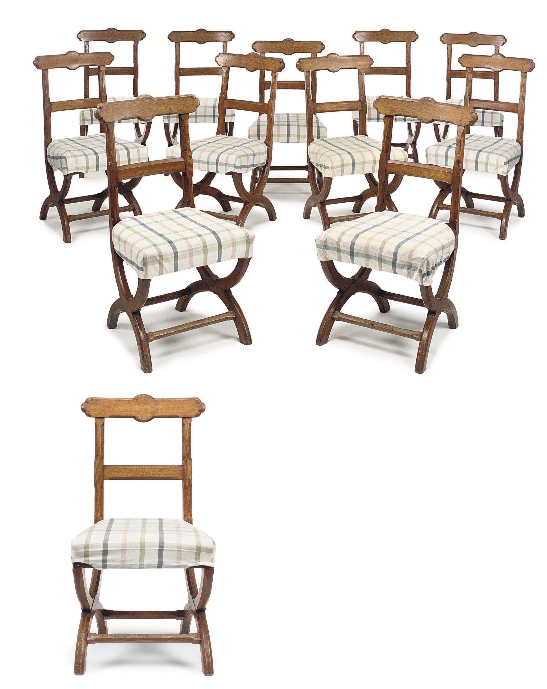 A SET OF TWELVE VICTORIAN OAK CHAIRS