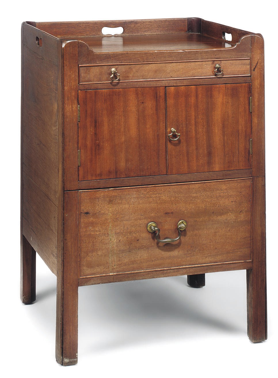 A GEORGE III MAHOGANY BEDSIDE COMMODE