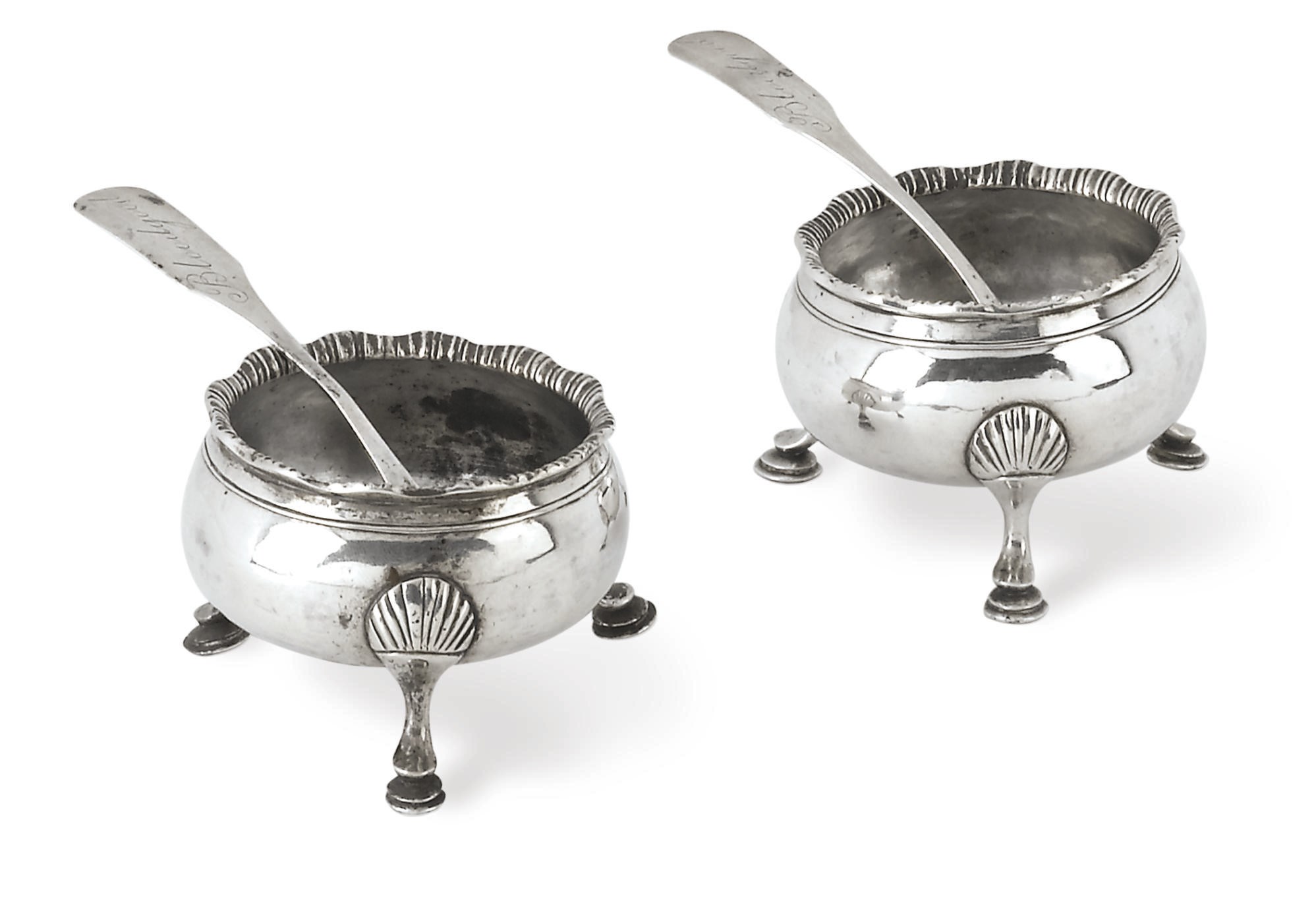 A PAIR OF AMERICAN SILVER SALT CELLARS