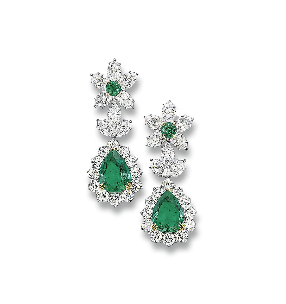A PAIR OF EMERALD AND DIAMOND EAR PENDANTS