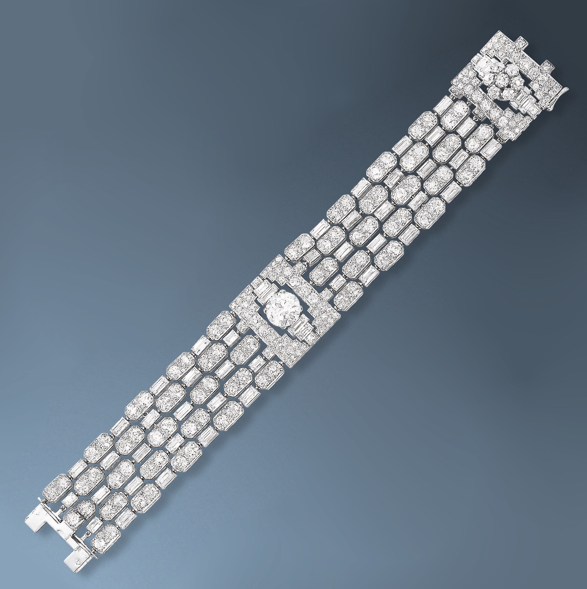 A VERY ELEGANT ART DECO DIAMOND BRACELET, BY CARTIER