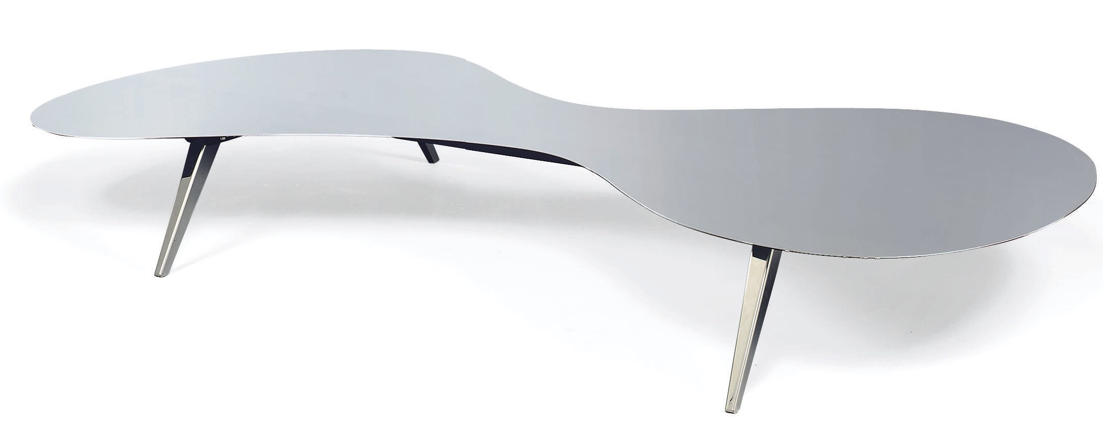 RON ARAD (NE EN 1951)