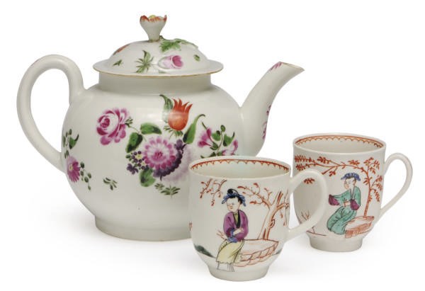 AN ENGLISH PORCELAIN GLOBULAR-SHAPED TEAPOT AND COVER AND TWO COFFEE CANS,