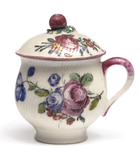 A FRENCH PORCELAIN SPIRAL RIBBED POT-AU-JUS AND COVER,