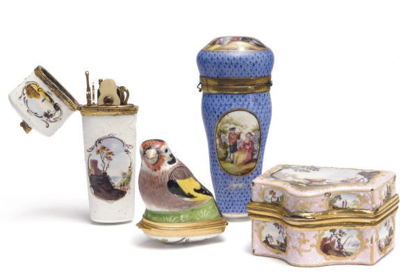 TWO CONTINENTAL ENAMEL OBJECTS OF VERTU,**