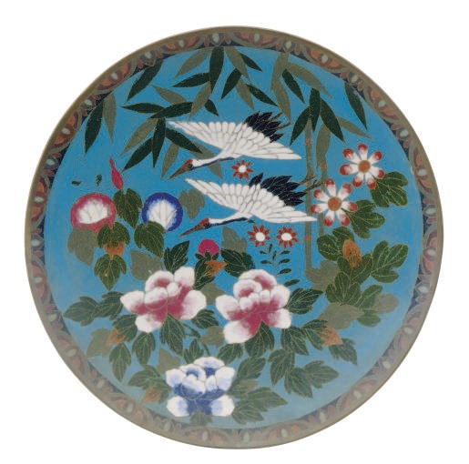 A GROUP OF TWENTY-FIVE CHINESE CLOISONNE ENAMEL PLATES OF VARIOUS SIZES AND A CHARGER,