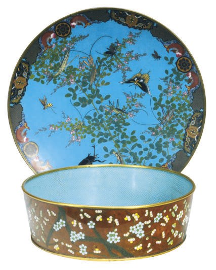 TWO LARGE CHINESE CLOISONNE ENAMEL CHARGERS AND A SMALLER CHARGER,