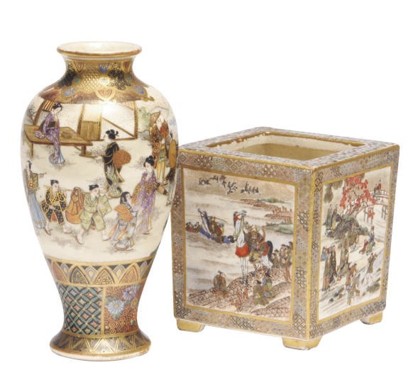 A JAPANESE SATSUMA BALUSTER VASE AND A SQUARE VASE,