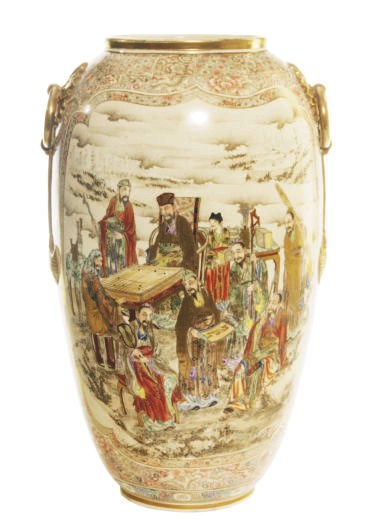 A LARGE JAPANESE SATSUMA OVOID VASE,