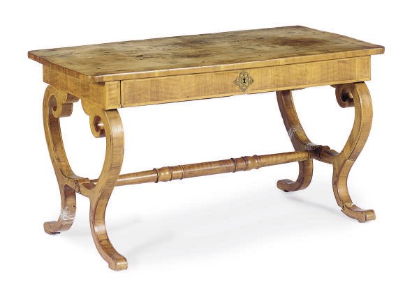 A CONTINENTAL WALNUT LIBRARY TABLE,