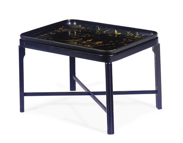 A VICTORIAN BLACK AND GILT-DECORATED CHINOISERIE PAPIER MACHE TRAY,