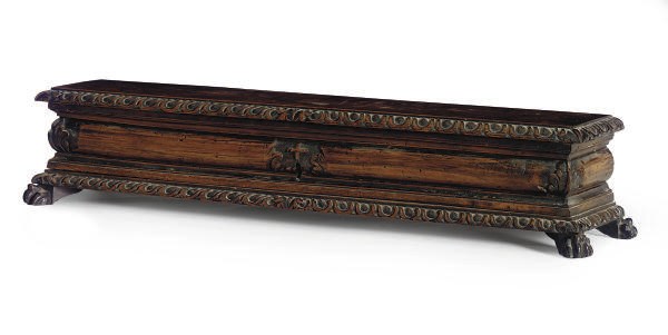 A CONTINENTAL WALNUT SCROLL BOX,
