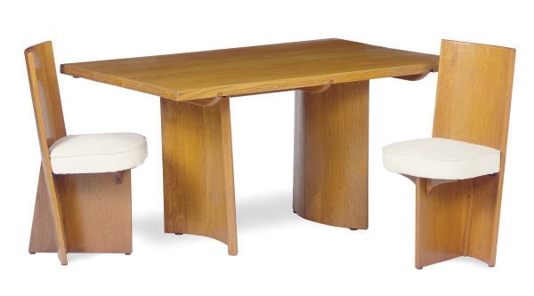 AN OAK DINING TABLE AND EIGHT DINING CHAIRS,