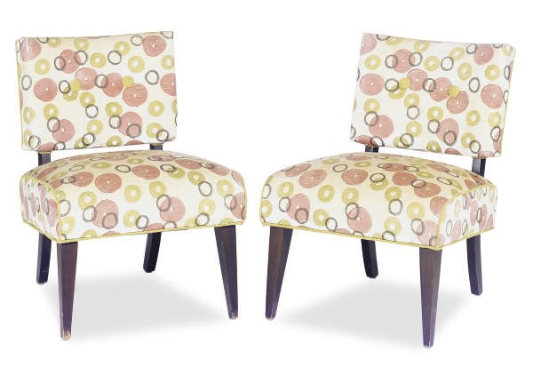 A PAIR OF STAINED WOOD AND UPHOLSTERED SIDE CHAIRS,