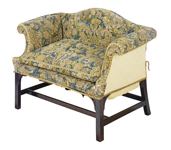 A GEORGE III MAHOGANY SETTEE