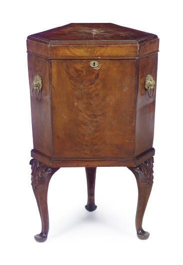 AN ENGLISH MAHOGANY WINE COOLER,