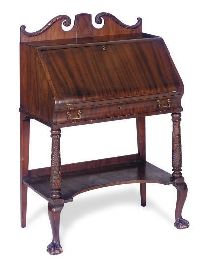 AN AMERICAN CLASSICAL MAHOGANY SLANT-FRONT DESK,