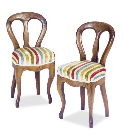 A PAIR OF VICTORIAN OAK SMALL SIDE CHAIRS,