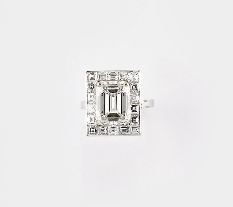 ANELLO CON DIAMANTE OTTAGONALE