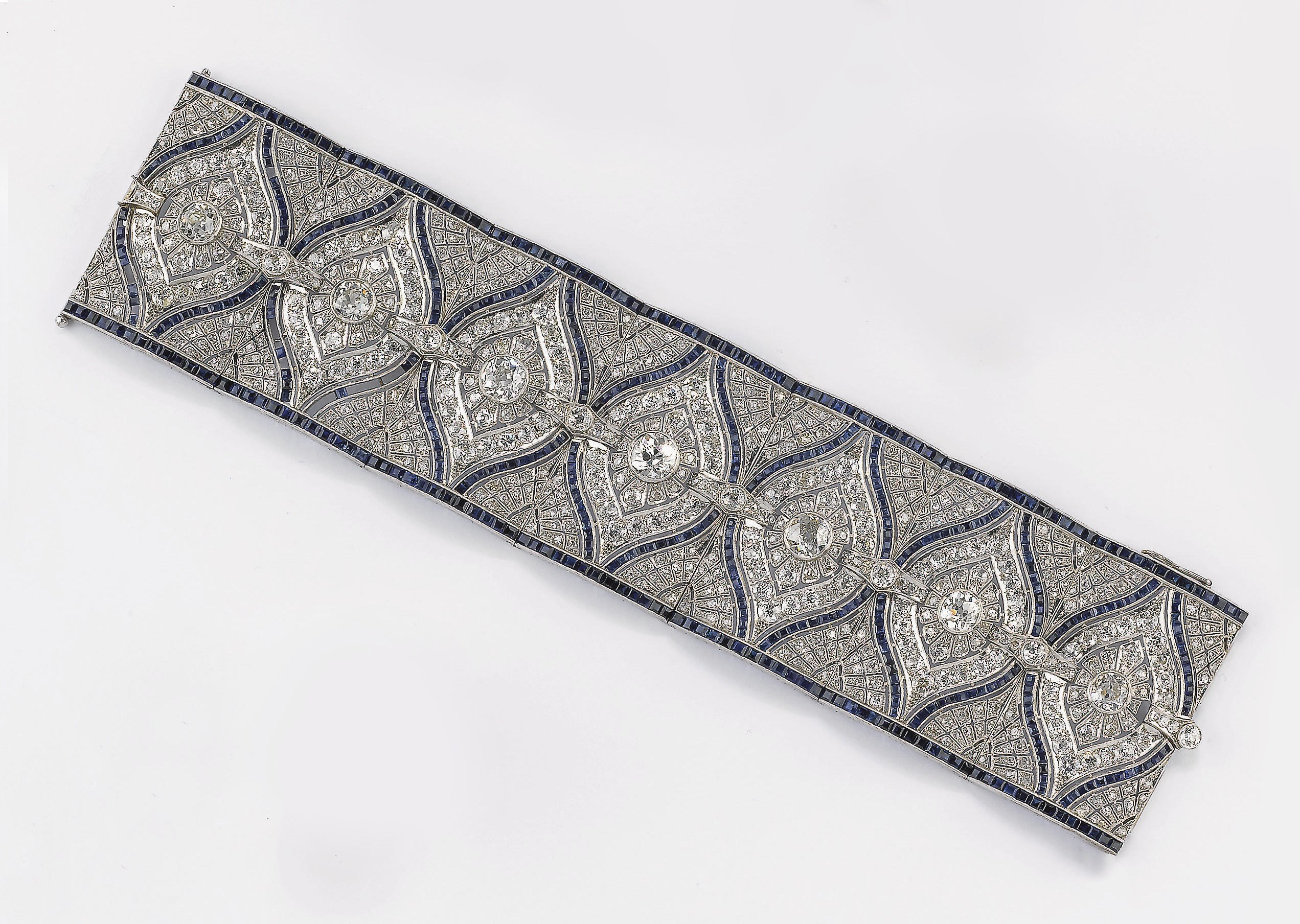 BRACCIALE IN DIAMANTI E ZAFFIRI