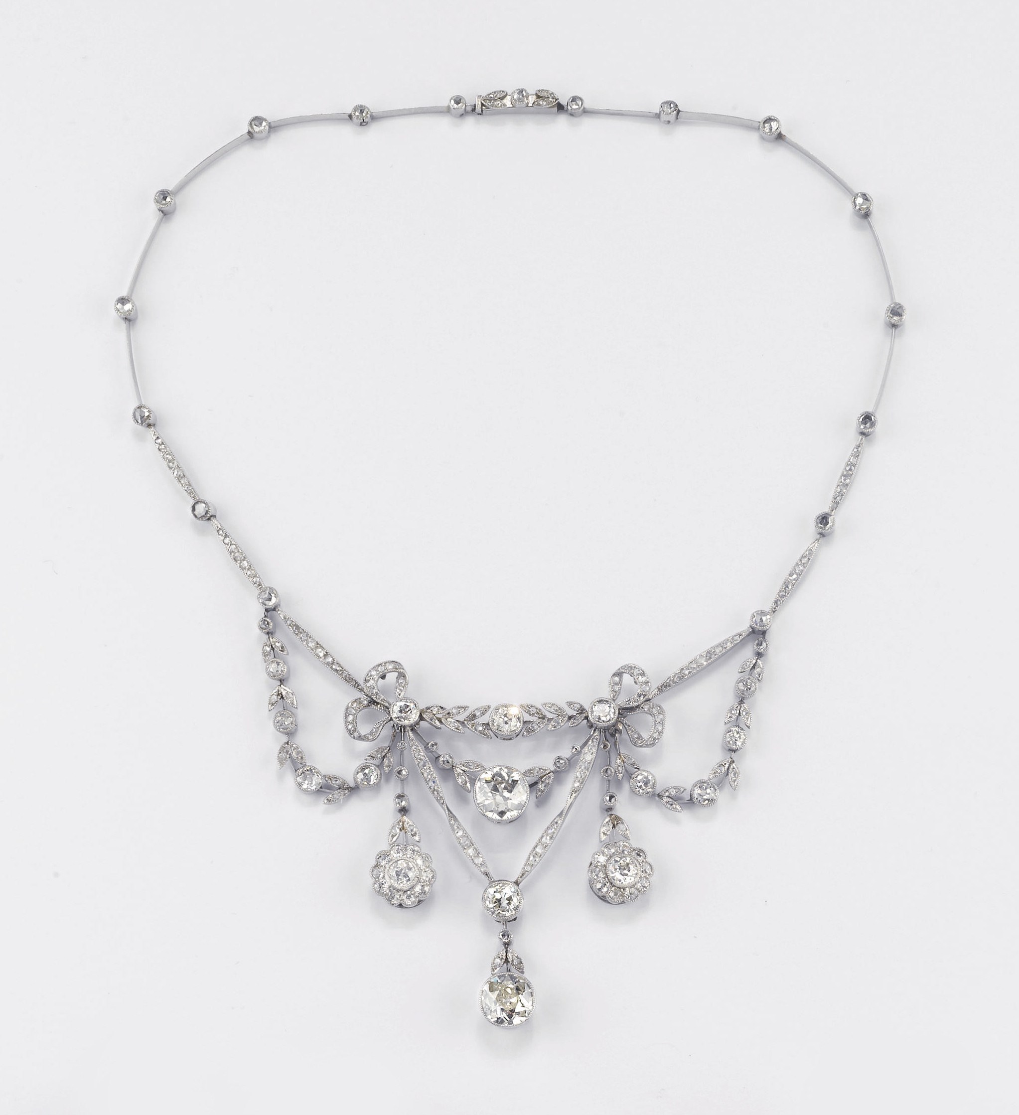 ANTICA COLLANA IN DIAMANTI