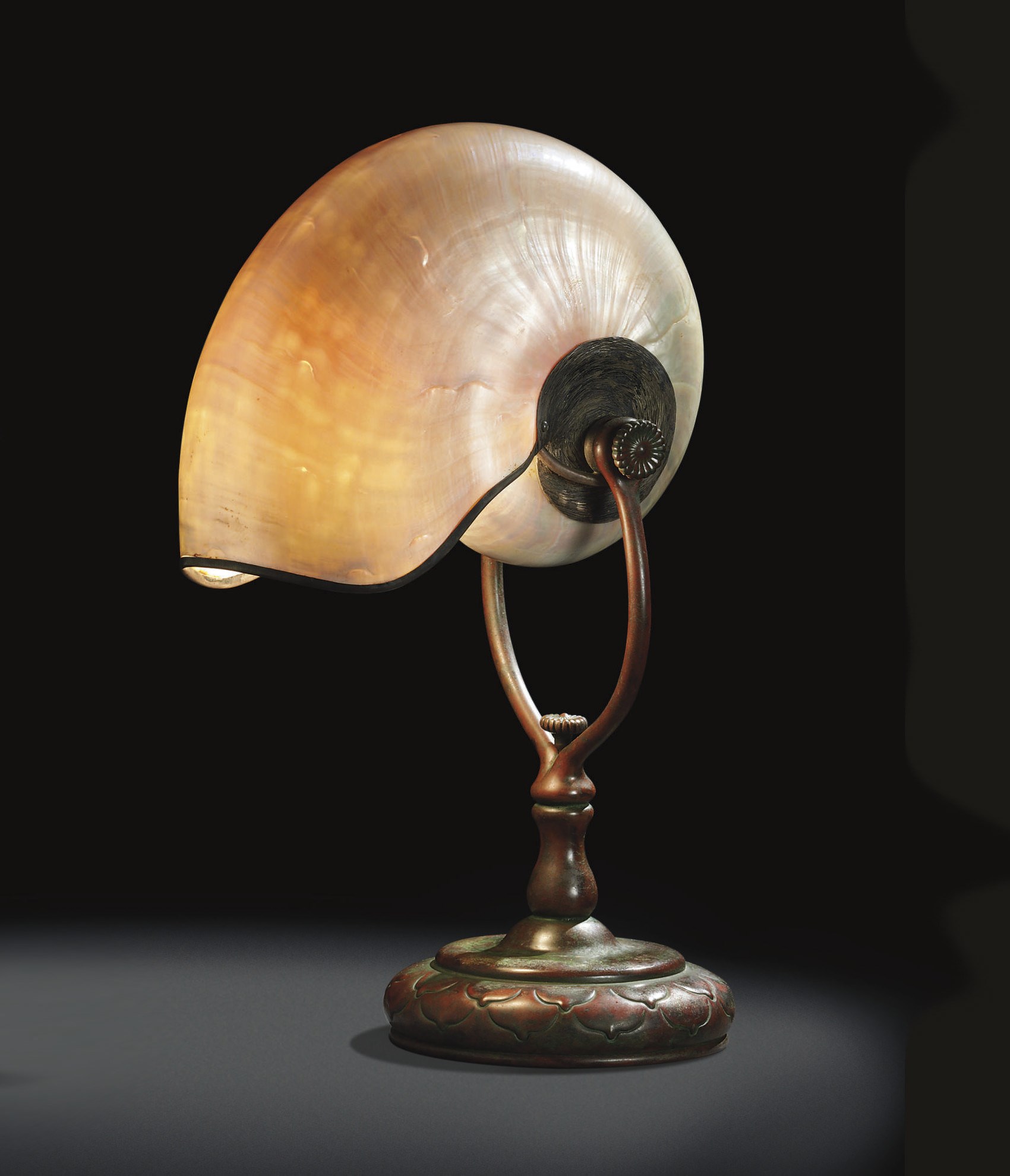TIFFANY STUDIOS
